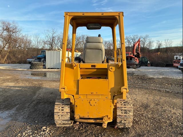 Image of Caterpillar D3B equipment image 3