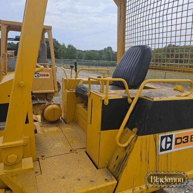 Image of Caterpillar D3B equipment image 3