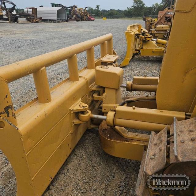 Image of Caterpillar D3B equipment image 2