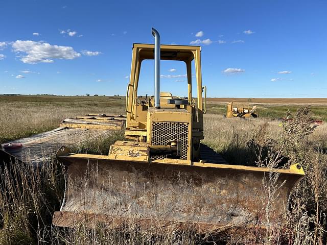 Image of Caterpillar D3B equipment image 1