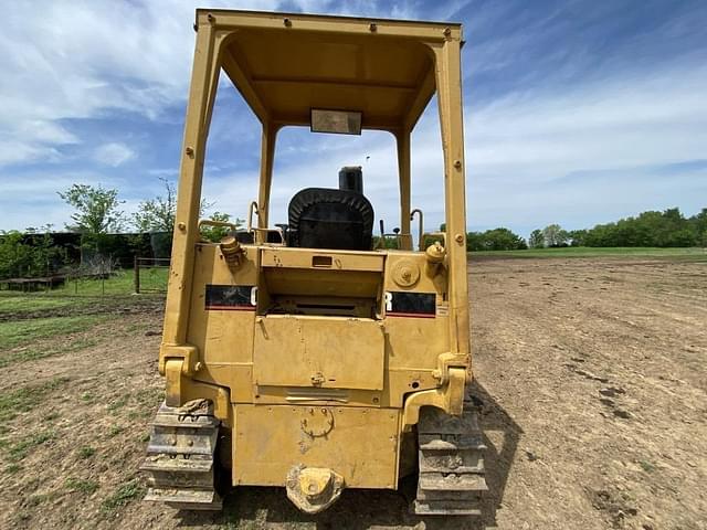 Image of Caterpillar D3B equipment image 2