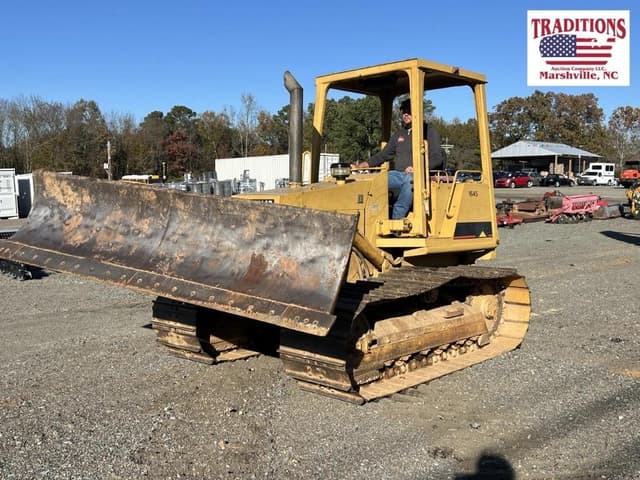 Image of Caterpillar D3C equipment image 1