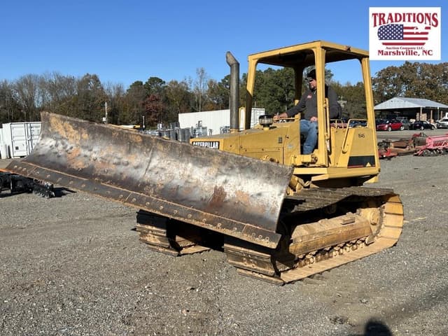 Image of Caterpillar D3C equipment image 2