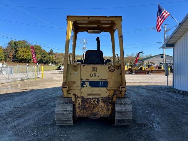 Image of Caterpillar D3C equipment image 3