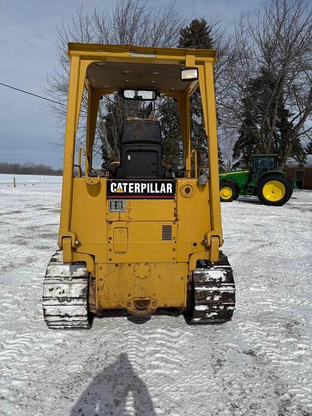 Image of Caterpillar D3C XL equipment image 2