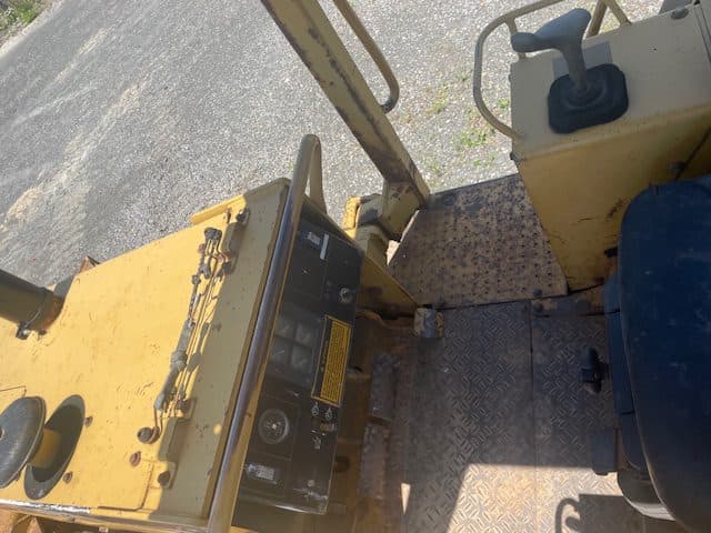 Image of Caterpillar D3C XL equipment image 4