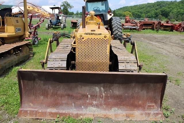 Image of Caterpillar D4 equipment image 1