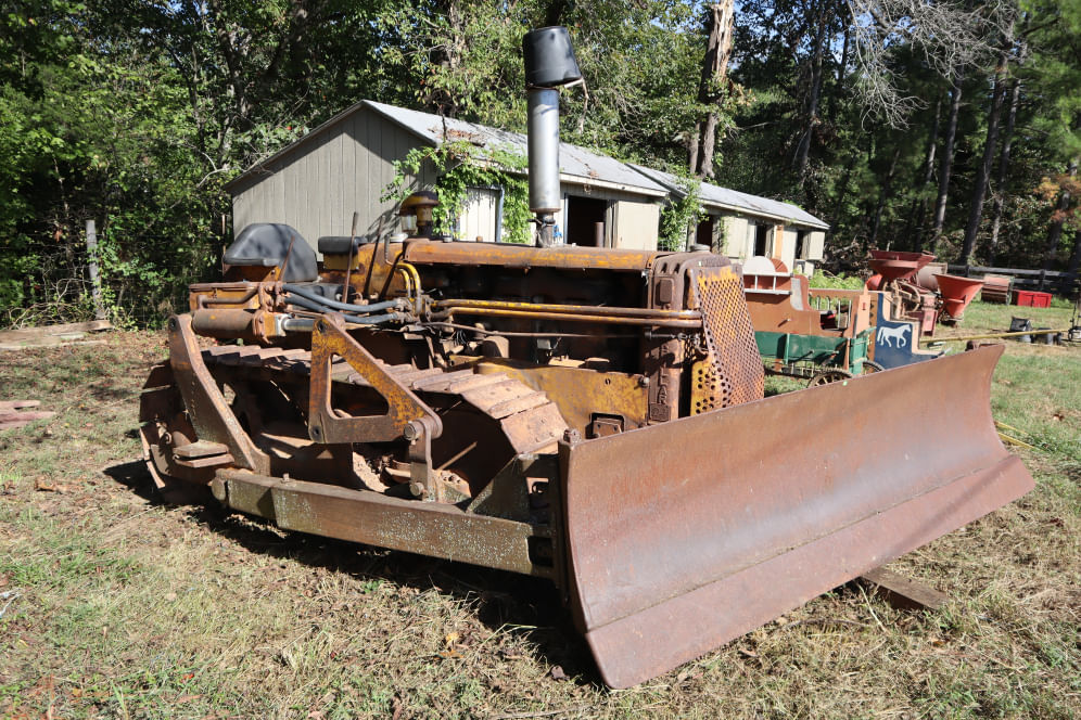 Caterpillar D4 Equipment Image0