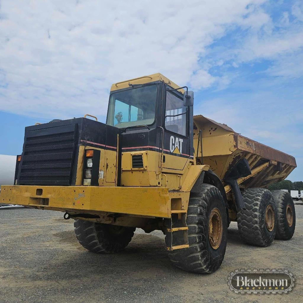 Image of Caterpillar D400E Primary image