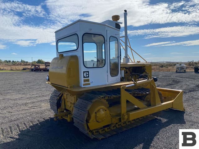 Image of Caterpillar D4D equipment image 4