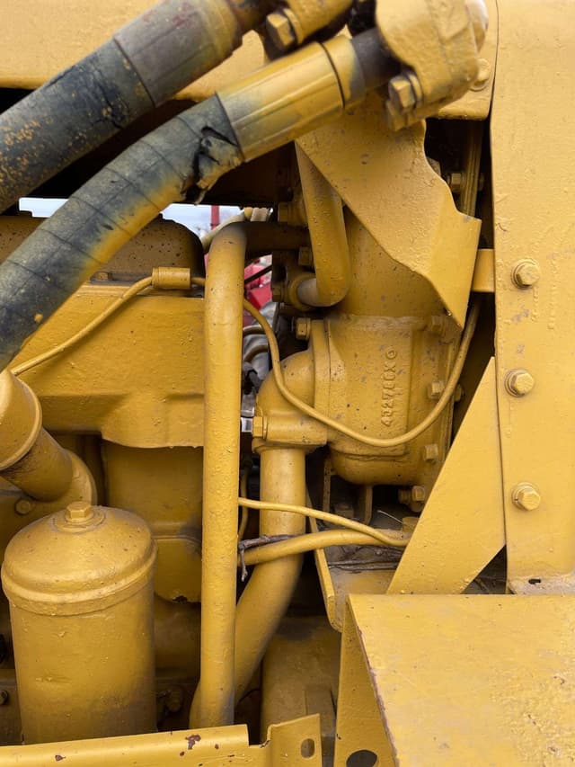 Image of Caterpillar D4D equipment image 2