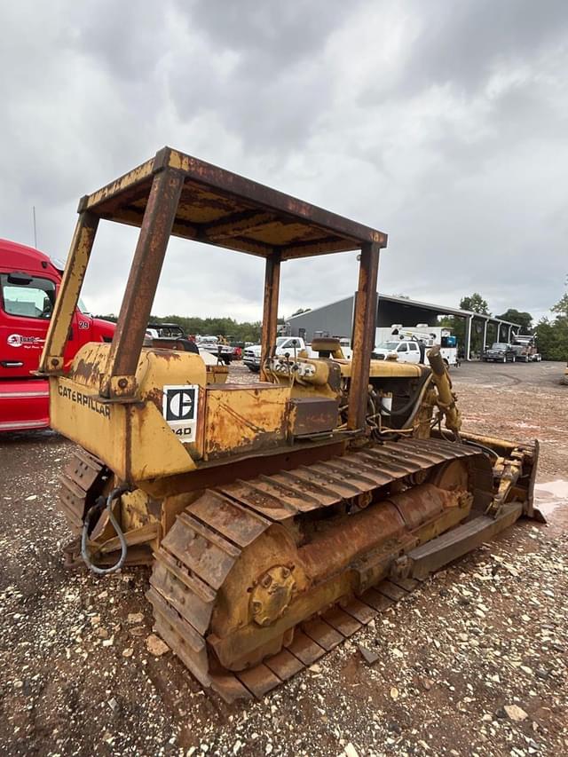 Image of Caterpillar D4D equipment image 3