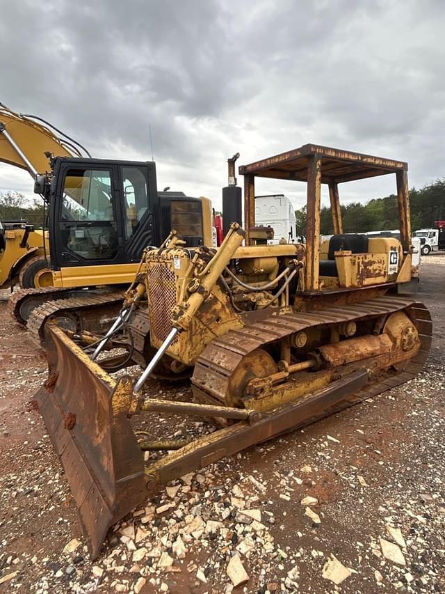 Image of Caterpillar D4D equipment image 1