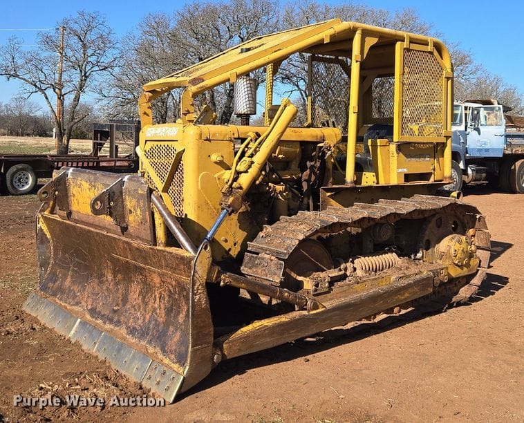 Caterpillar D4D Equipment Image0
