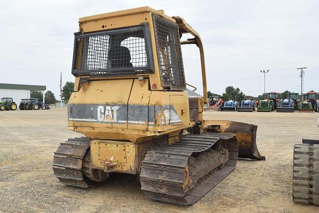 Image of Caterpillar D4G equipment image 2