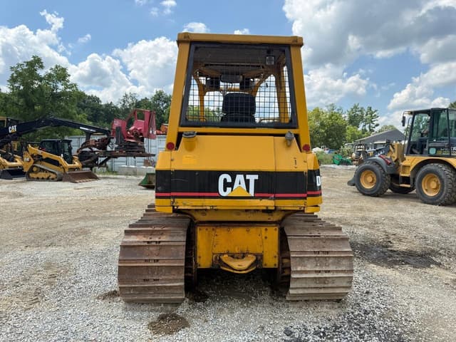 Image of Caterpillar D4G equipment image 2