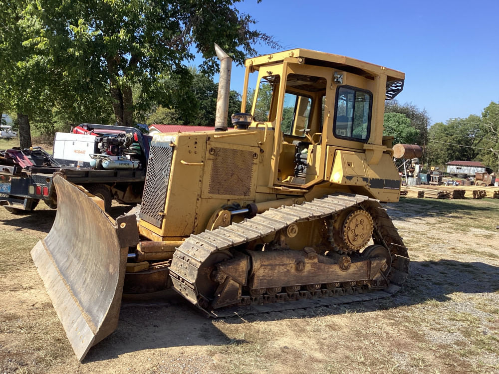Caterpillar D4H Equipment Image0