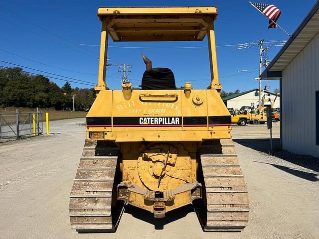 Image of Caterpillar D4H equipment image 3