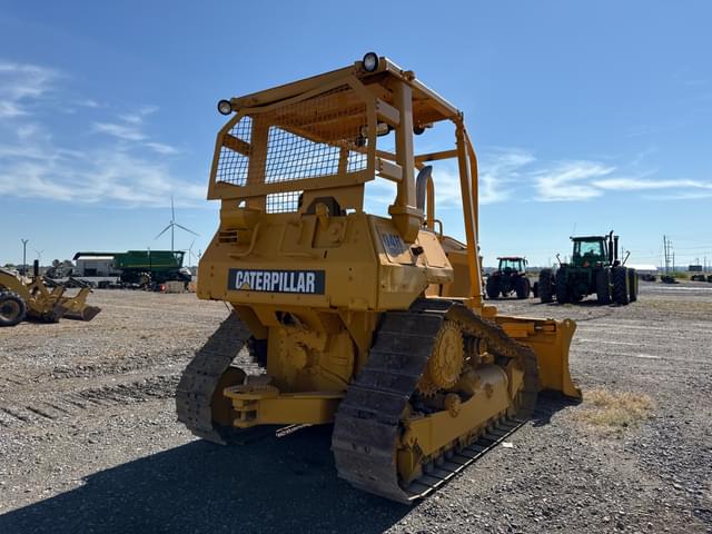 Image of Caterpillar D4H equipment image 3
