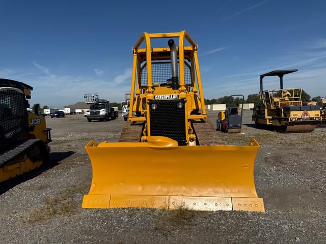 Image of Caterpillar D4H equipment image 1