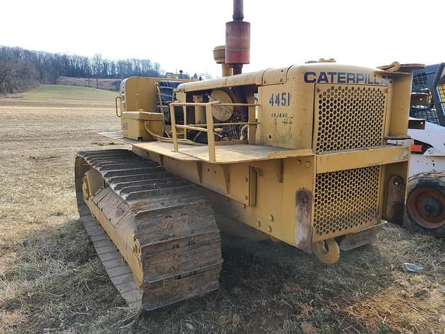 Image of Caterpillar D5 equipment image 1