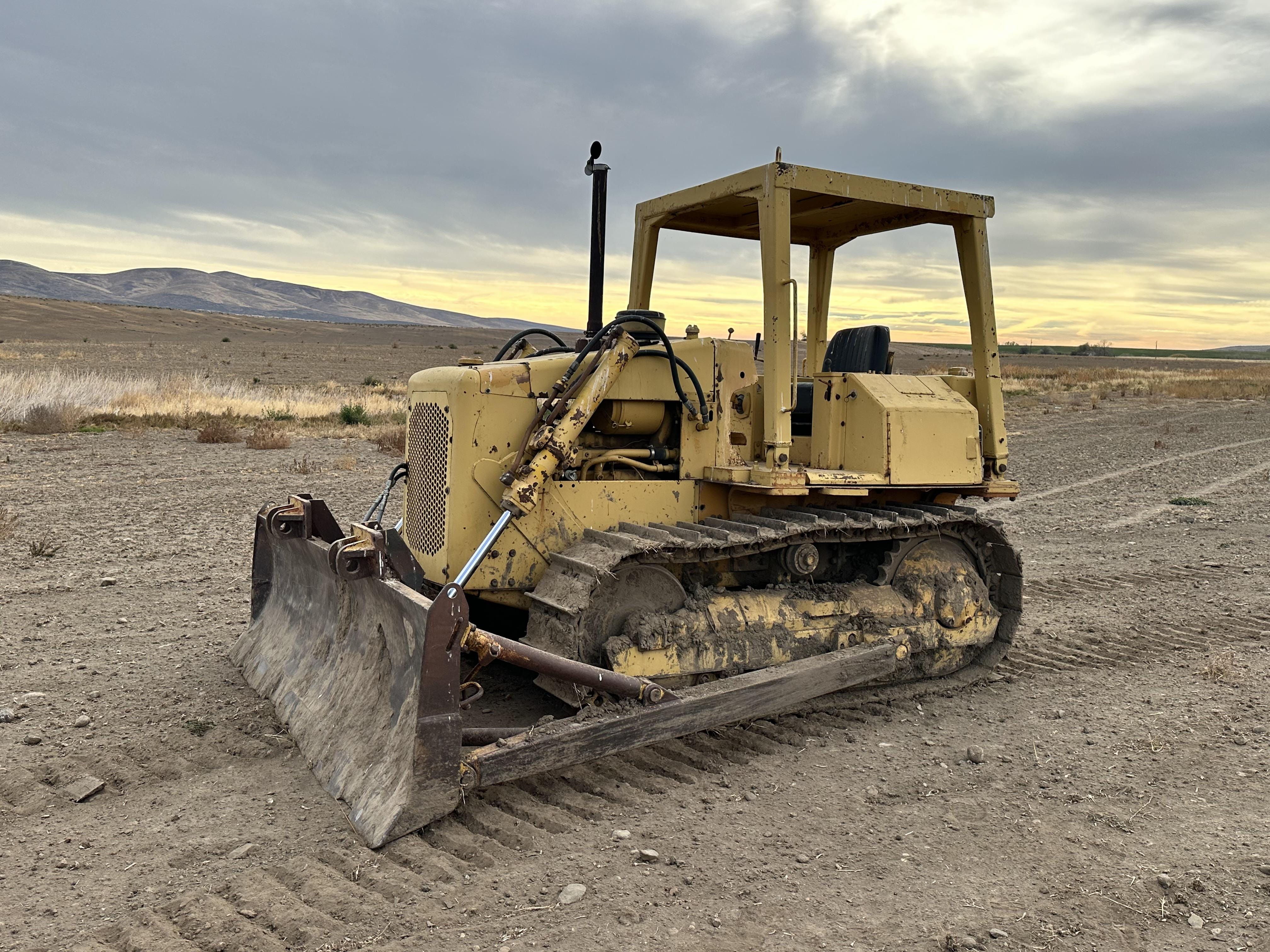Main image Caterpillar D5