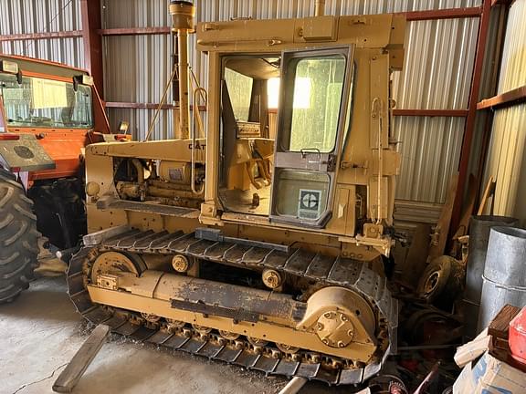 Image of Caterpillar D5B equipment image 1