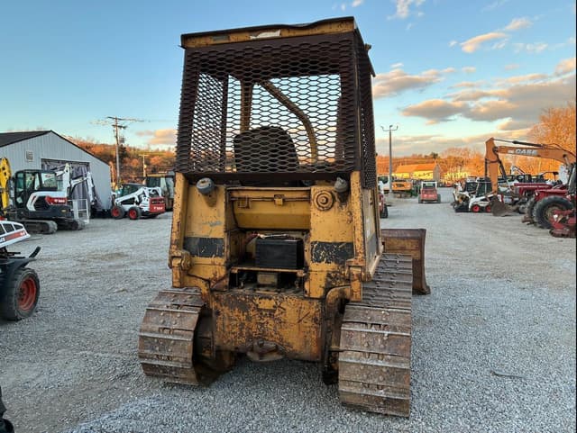 Image of Caterpillar D5C equipment image 3