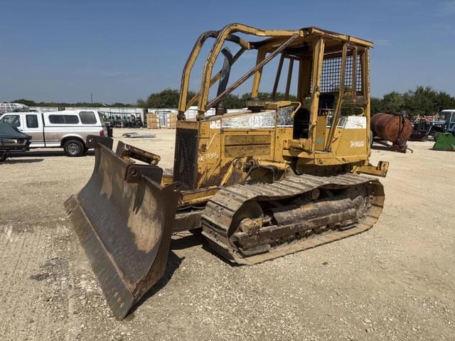 Image of Caterpillar D5C equipment image 3
