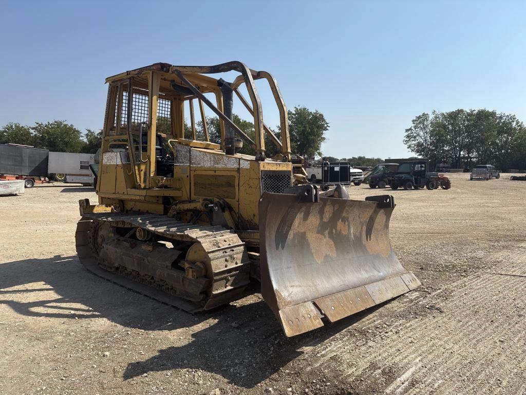 Image of Caterpillar D5C Primary image
