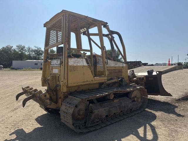 Image of Caterpillar D5C equipment image 1