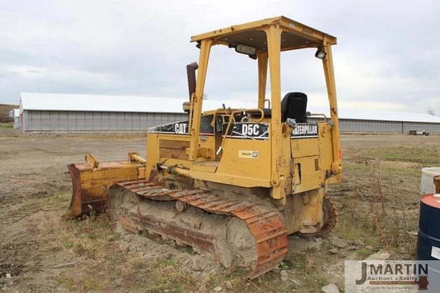 Image of Caterpillar D5C equipment image 3