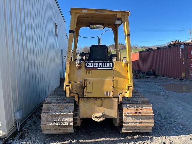 Image of Caterpillar D5C LGP equipment image 3