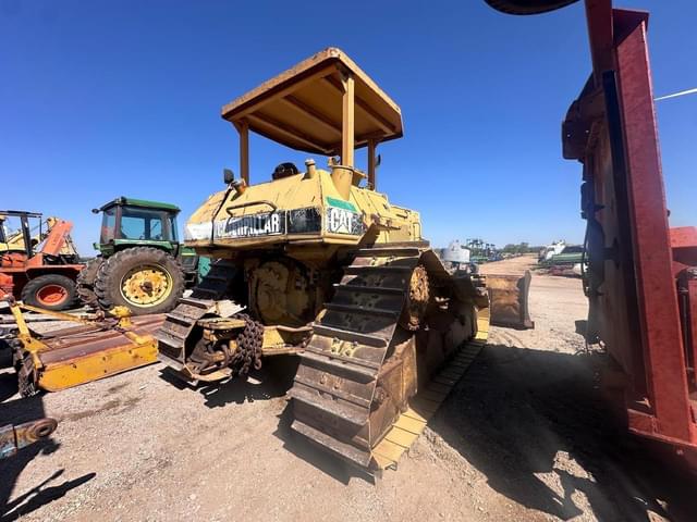 Image of Caterpillar D5H equipment image 4