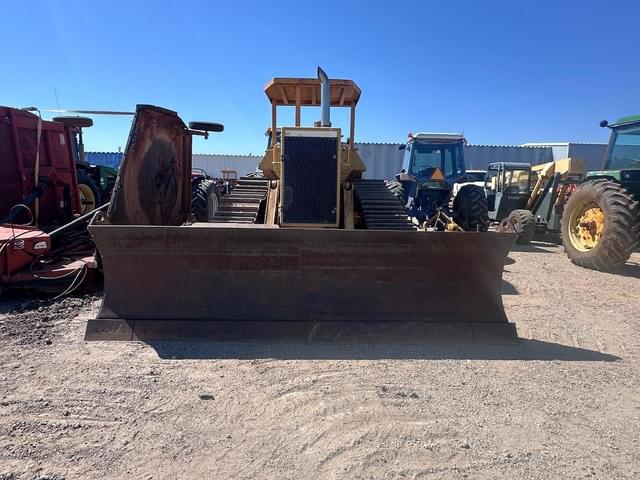 Image of Caterpillar D5H equipment image 3