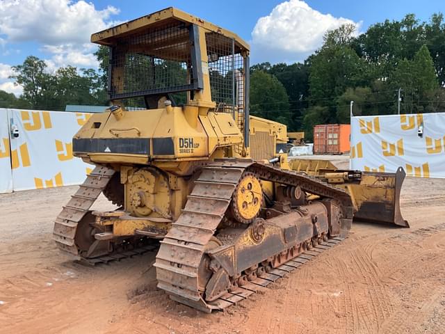 Image of Caterpillar D5H equipment image 4