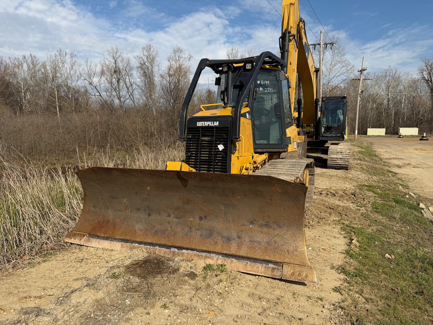 Caterpillar D5K Equipment Image0