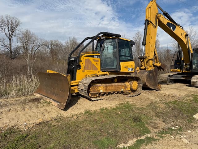 Image of Caterpillar D5K equipment image 1
