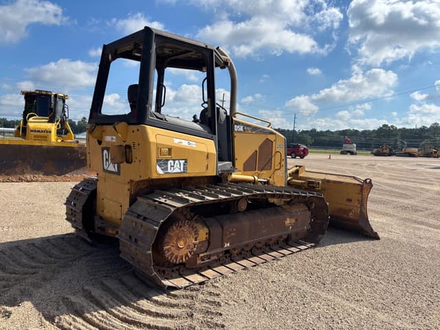 Image of Caterpillar D5K equipment image 2
