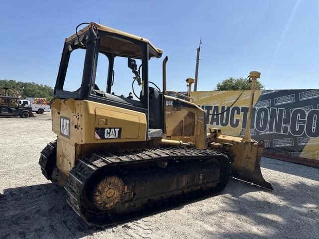 Image of Caterpillar D5K equipment image 3
