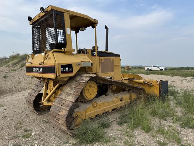 Image of Caterpillar D5M LGP equipment image 2