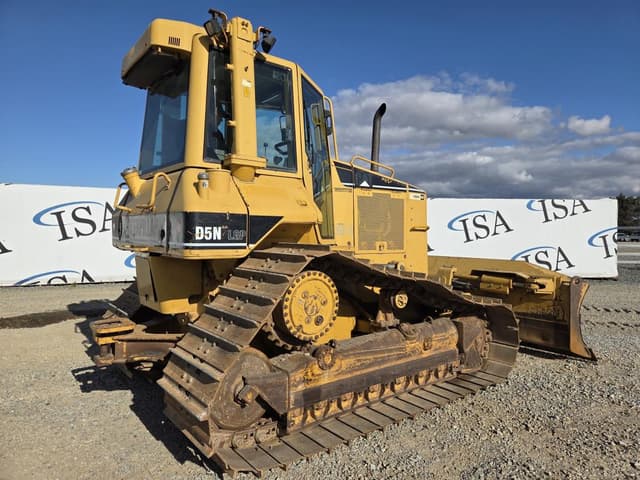 Image of Caterpillar D5N LGP equipment image 4