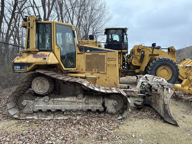 Image of Caterpillar D5N LGP equipment image 4
