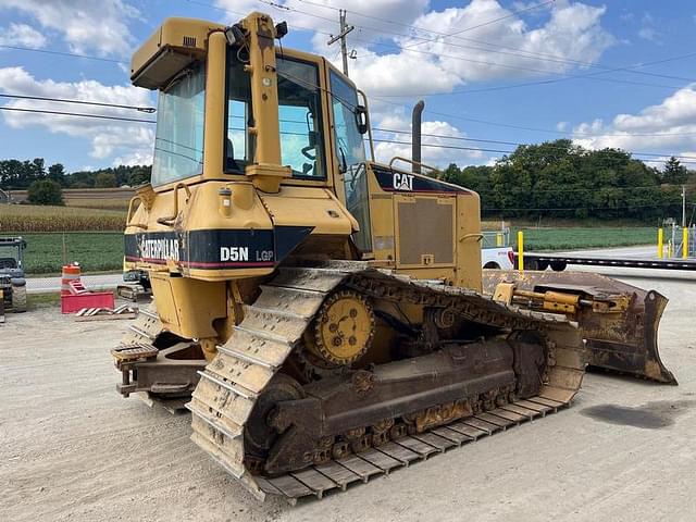 Image of Caterpillar D5N LGP equipment image 4