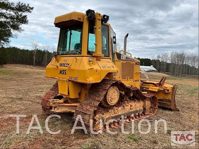 Image of Caterpillar D5N XL equipment image 4