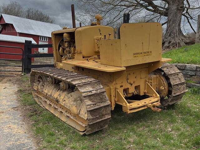 Image of Caterpillar D6 equipment image 2