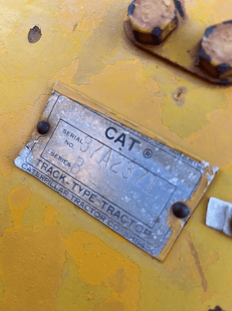 Image of Caterpillar D6B equipment image 4