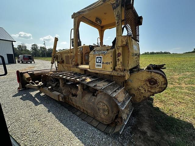 Image of Caterpillar D6D equipment image 1