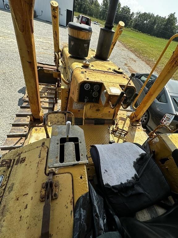 Image of Caterpillar D6D equipment image 3