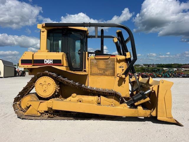 Image of Caterpillar D6H equipment image 2